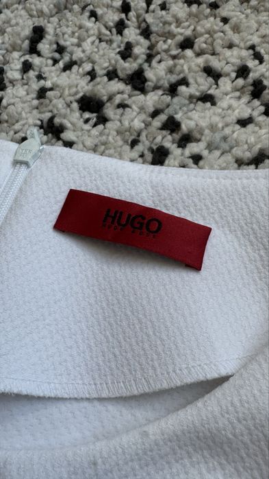 Дамски бизнес топ Hugo Boss размер М