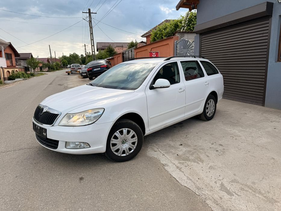 SKODA Octavia 2010 — imagine 3