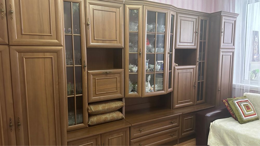 продам гарнитур (стенка)