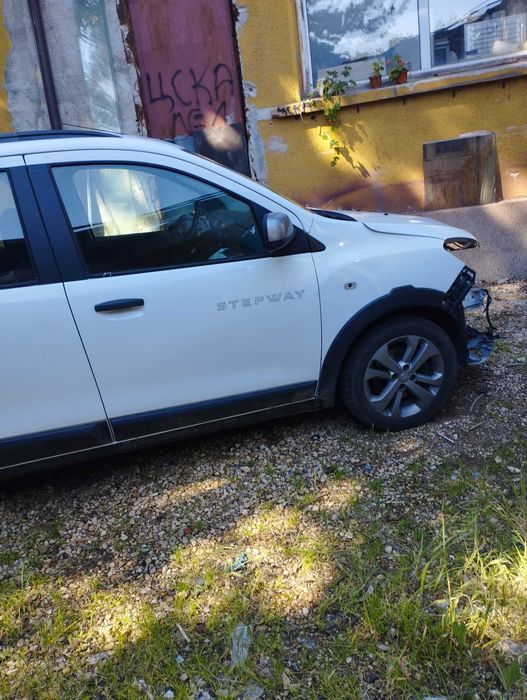 Дачия лоджи за части