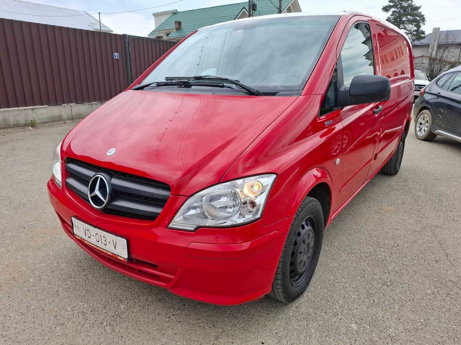 MERCEDES Vito 110 Autoutilitara 3 locuri 2.2CDi E5 6 trepte AC, recent adus Olanda