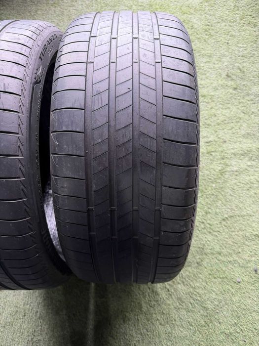 Anvelope vară 255/40/21 Bridgestone