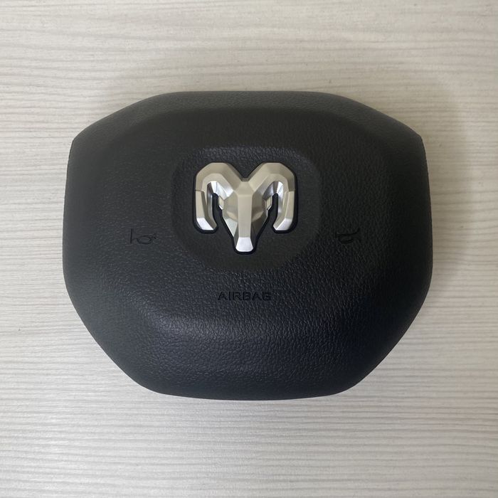 Dodge Ram крышка муляж водительского аирбага