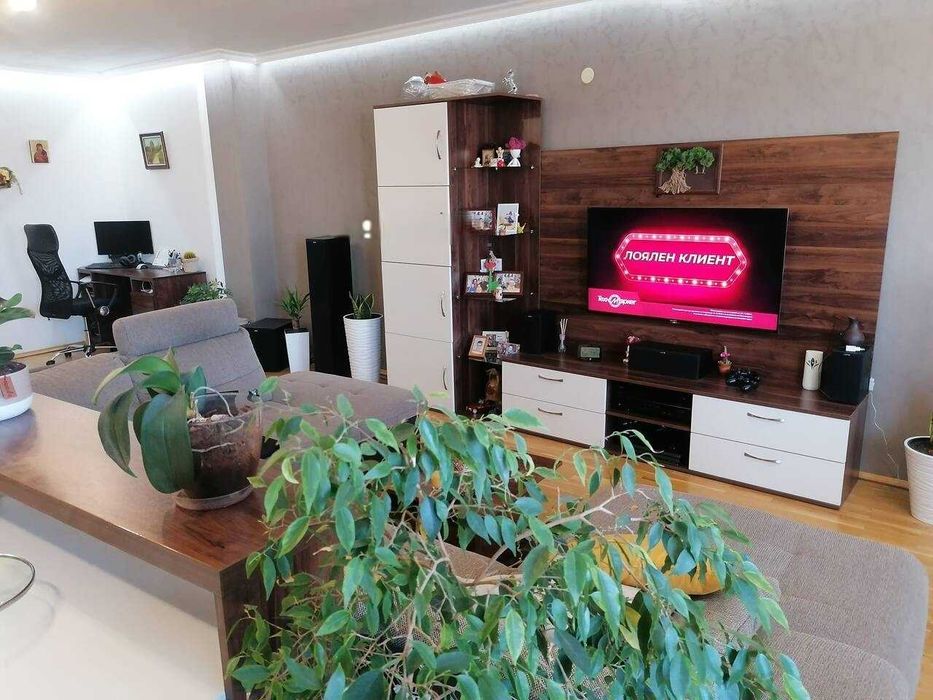 Продава се Тристаен апартамент в Пловдив, Център - 116 кв.м за 1923 €/кв.м - Снимка #3