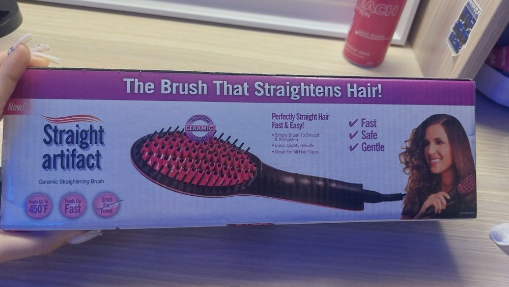 Четка за коса с нагряваща функция за изправяне