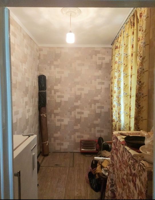 Продаётся 2х+ ком.кв(Авиасозлар 1)