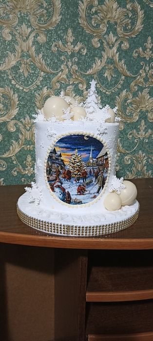 Торт на  заказ пирожники