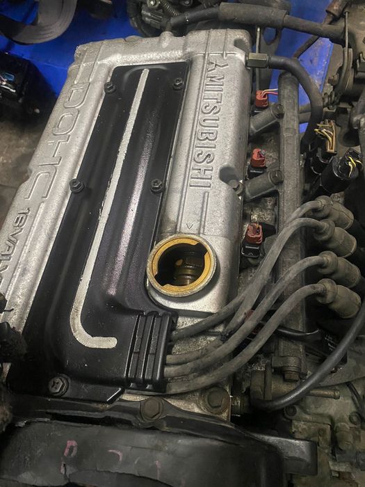 Двигатель б/у 4G63 2распр.16кл.