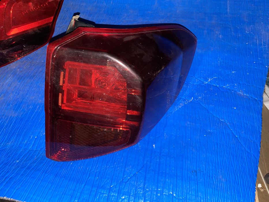 Stop Suzuki Vitara facelift 2018 - 2024 stopuri stanga dreapta led