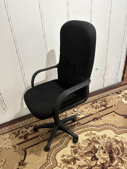 Стул компьютерный