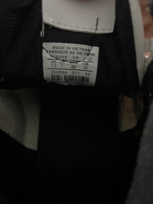 Лот маратонки и обувки