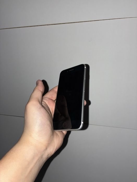 Iphone se 2020 64 gb