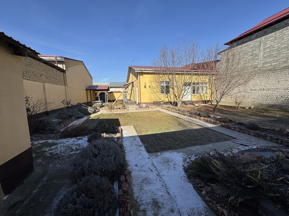 Намунали уй 6+6 сот. за кругом Рохат и Гольф клубом