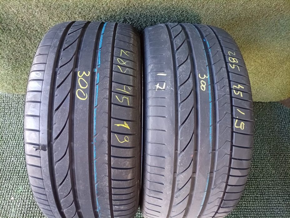 285 45 R19 falken vara