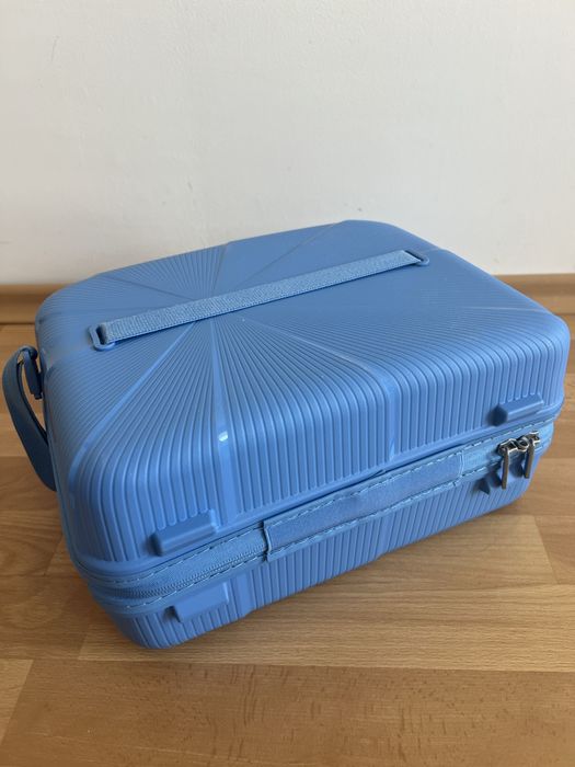 Куфар за гримове American tourister