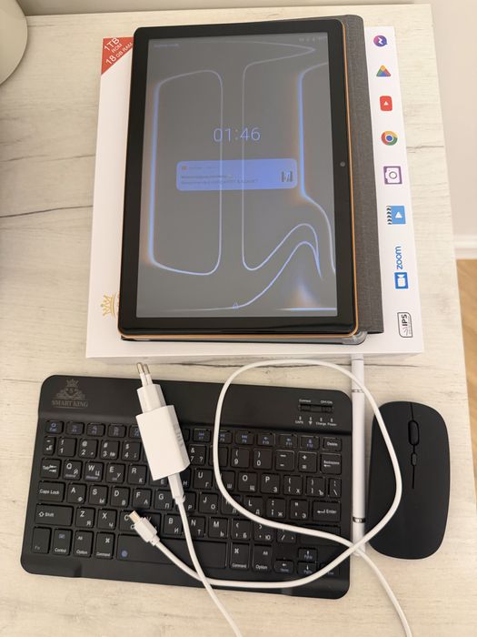 Продам планшет 17про