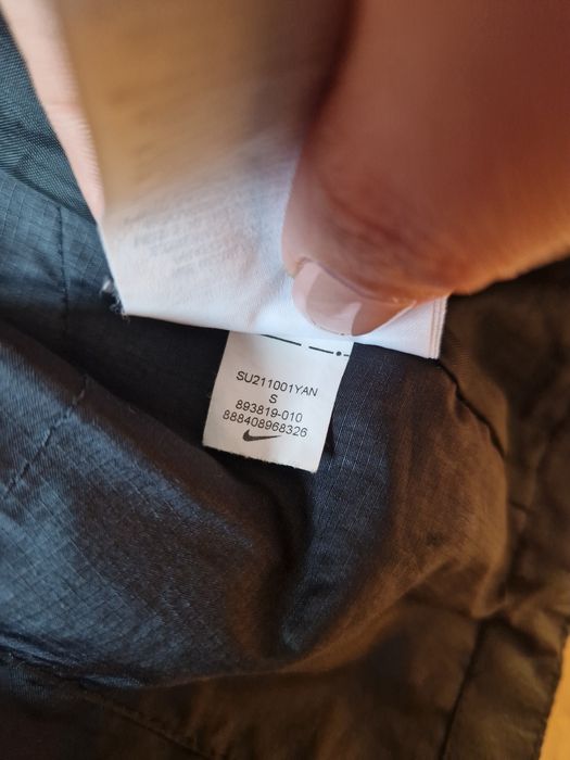 Geacă subțire Nike Shield, măr.8-10 ani, originală