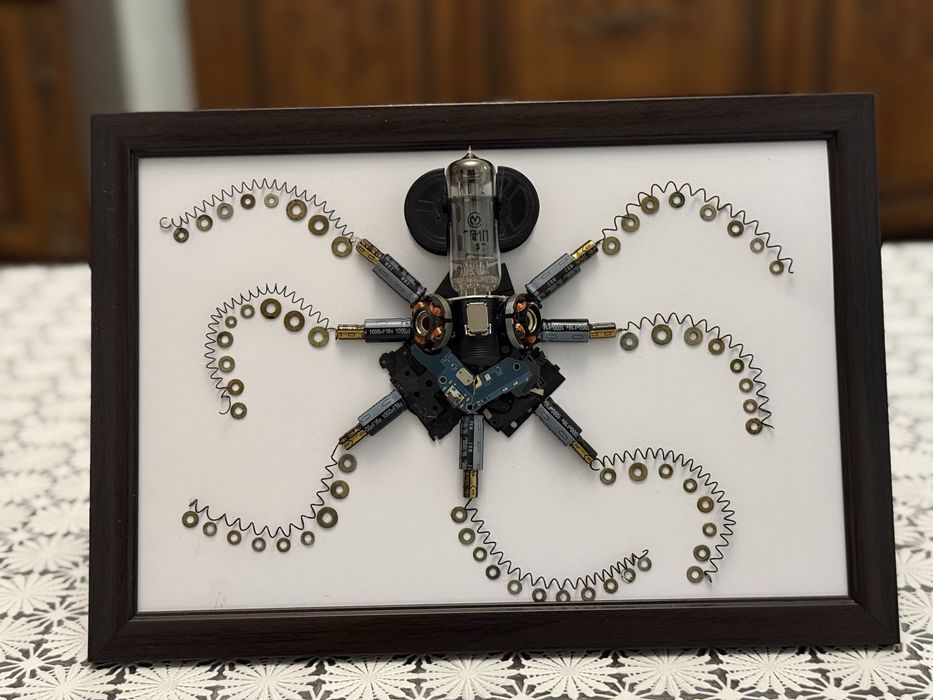 Kiborg sakkizoyoq. Sovg’a va kolleksiya uchun maxsus