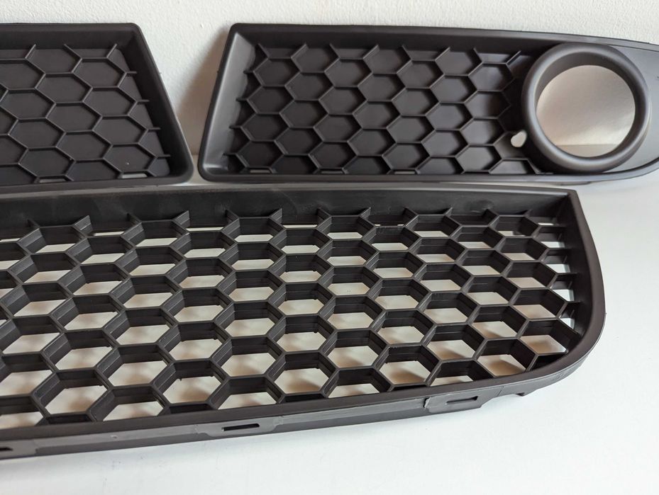 Решетка в броня ПОЛО 9Н3 решетки VW POLO 9N3 Пчелна пита ГТИ Тунинг