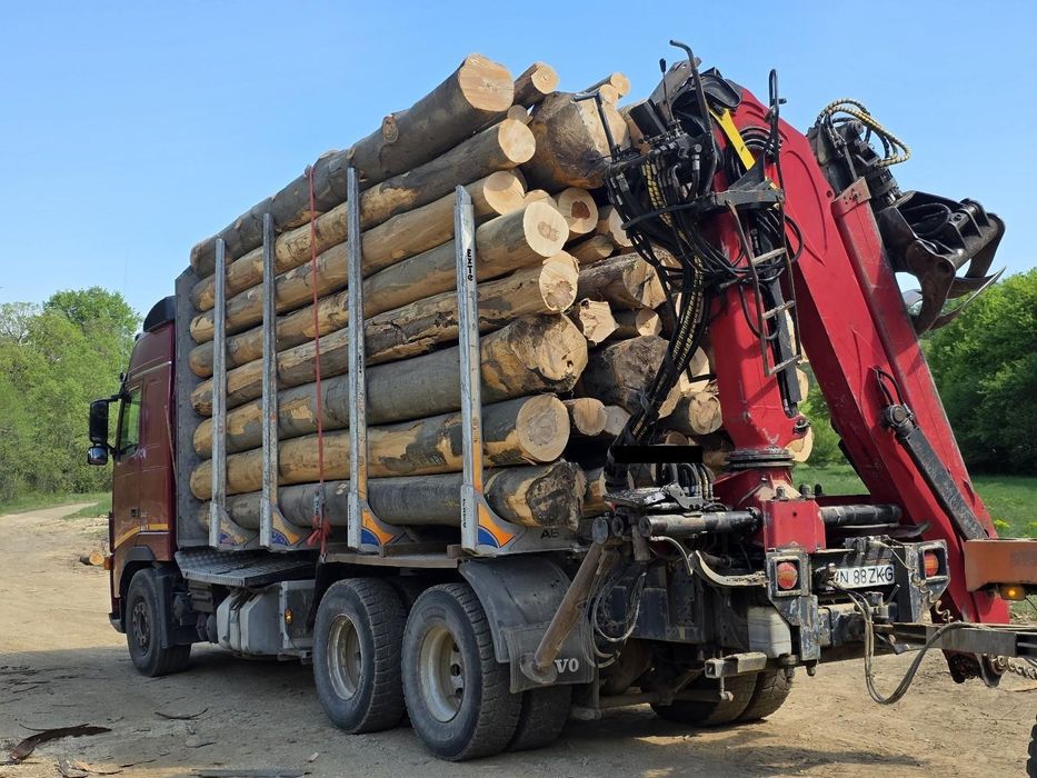 Camion forestier Volvo