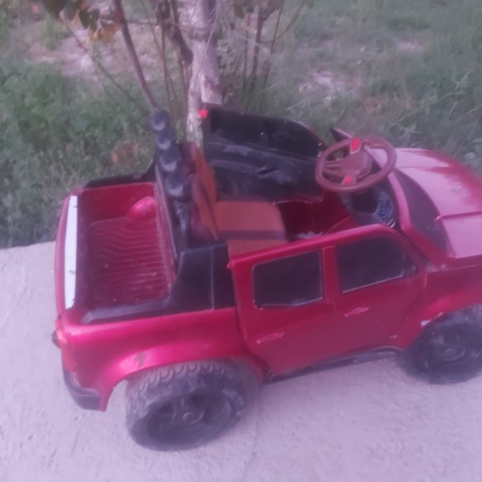 detskiy mashina sotiladi