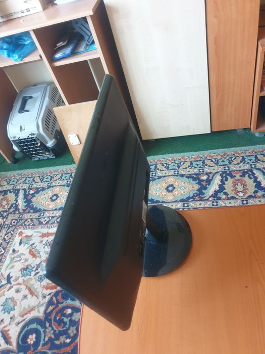 Vand minitor schimb cu telefon