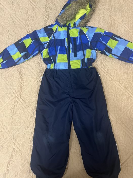 Продам зимний комбенизон для мальчика