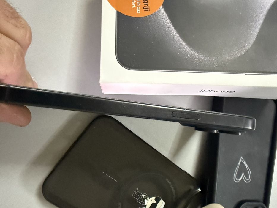 Iphone 15 pro max urgent