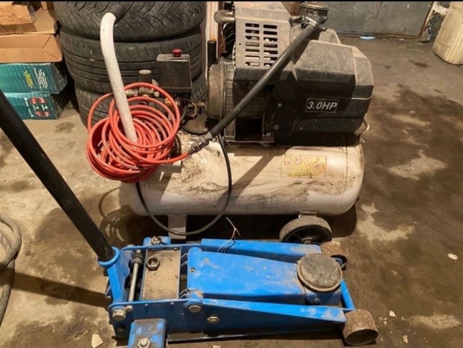 Прадаетца шиномонтаж