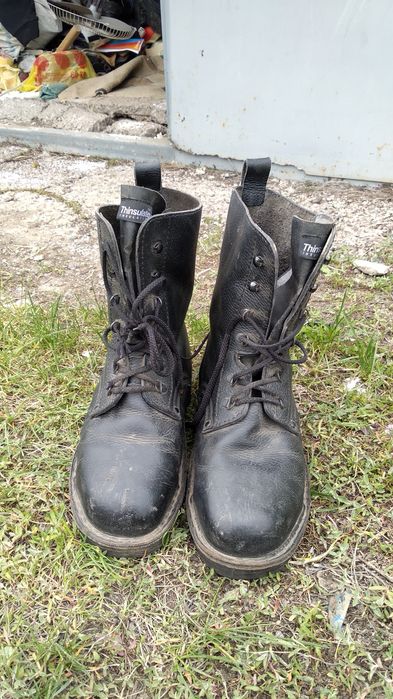 Продам рабочие ботинки