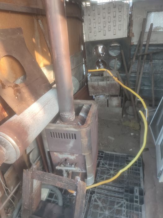 Продам газовый печь для бани.