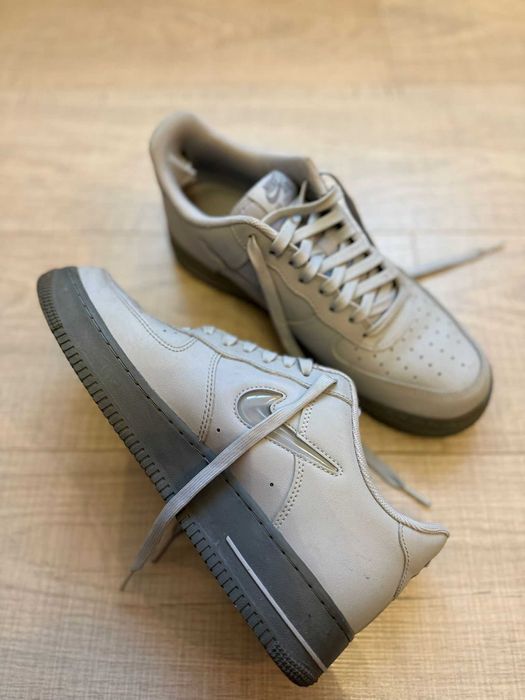 Vand adidasi barbati Nike Air Force 1 gri, marimea 42.5