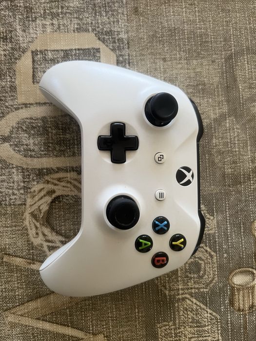 Xbox ONE S   1TB