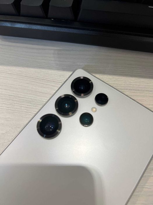 продам Samsung s25 ultra