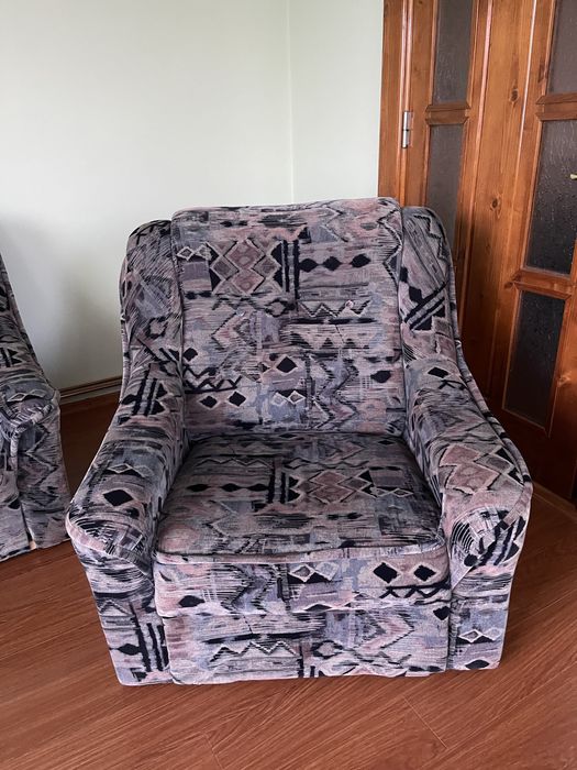 Set canapea plus doua fotolii