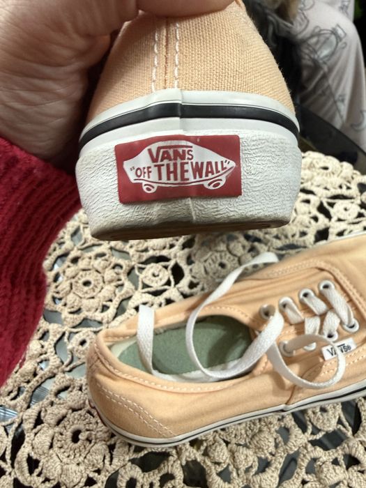Tenesi sport vans