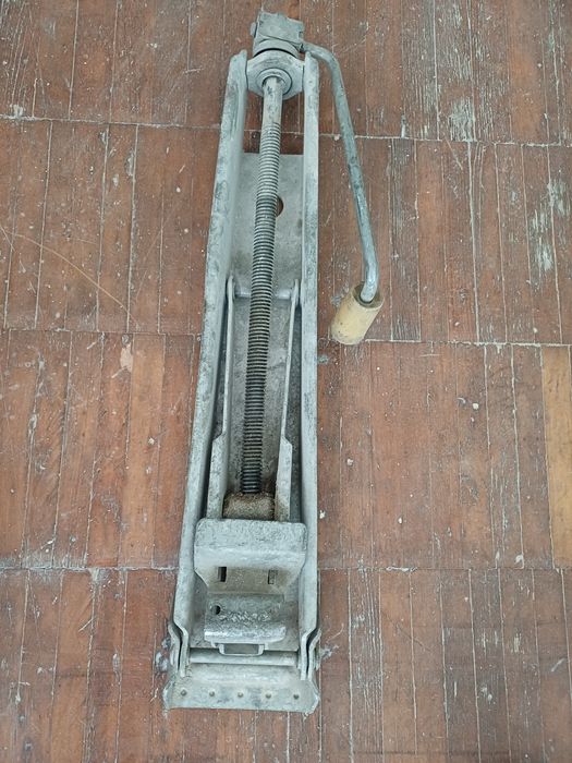 Домкрат советский