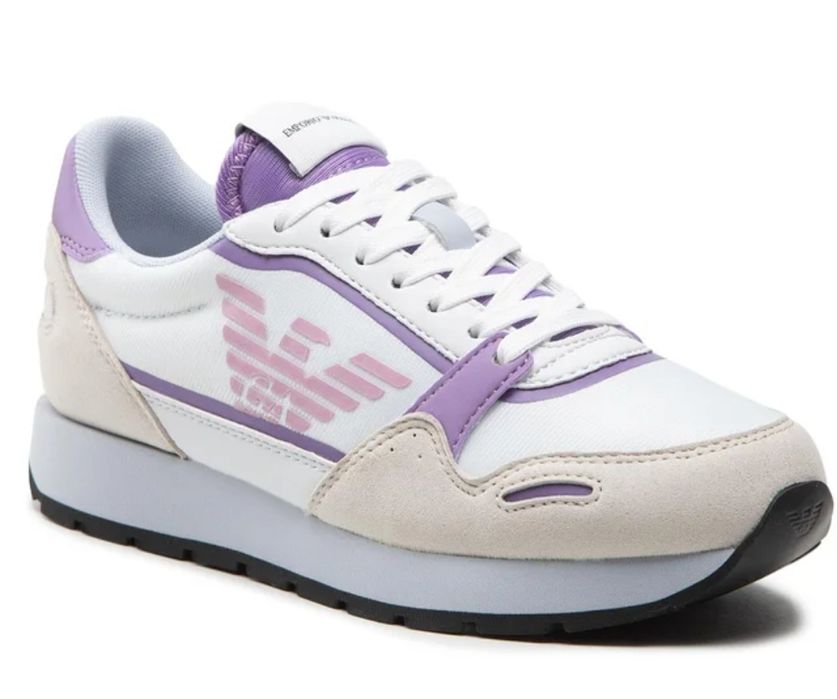 Нови сникърси Emporio Armani  номер 37 стелка  23.5см