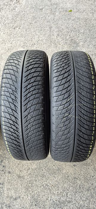 4 anvelope iarna Michelin 225/65/17.Pretul este pe bucata.