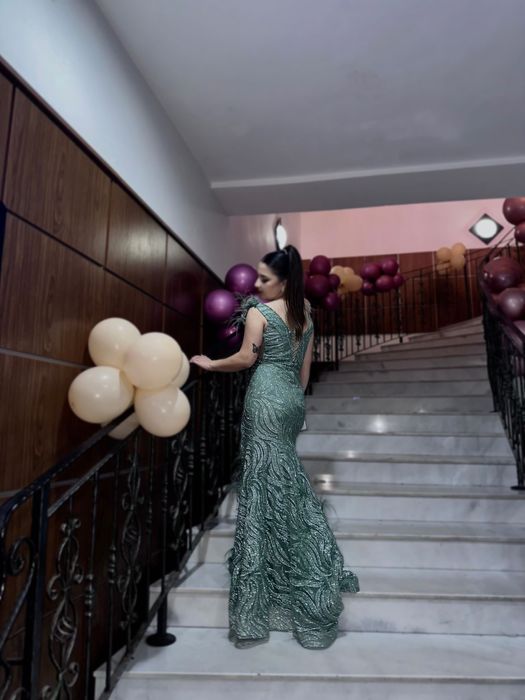 Продавам бална рокля – размер S/M