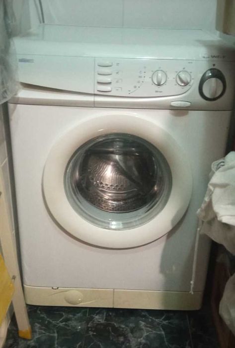 Пералня Candy CBD 80-85 S, 5 kg, 2150W, 1000 оборота/мин