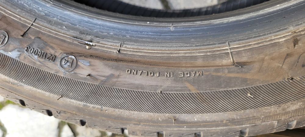 Anvelopa Bridgestone 215 50 R18 vara