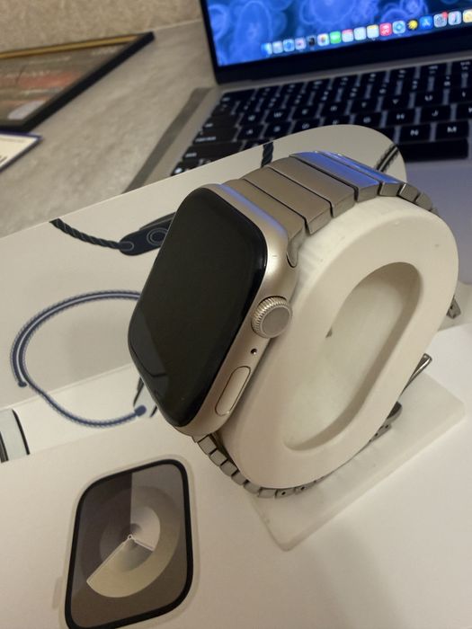 Продам apple watch series 9 45mm