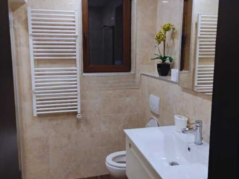 Дава се под наем Двустаен апартамент в София, Триъгълника - 75 кв.м за 510 € - Снимка #6