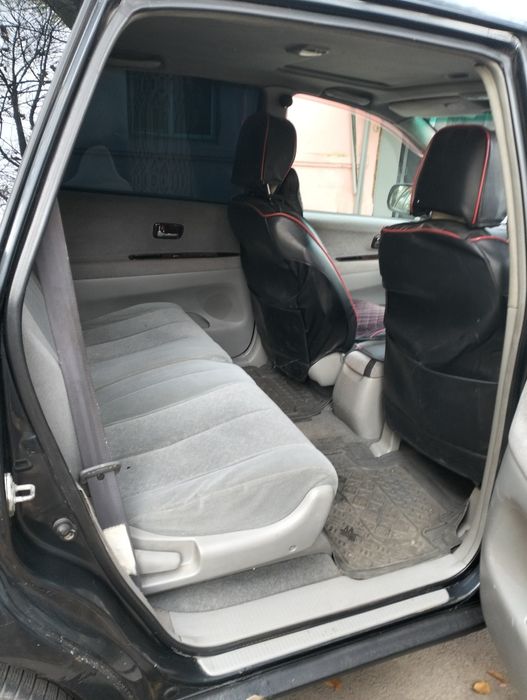 Автомобиль Тойота Nadia