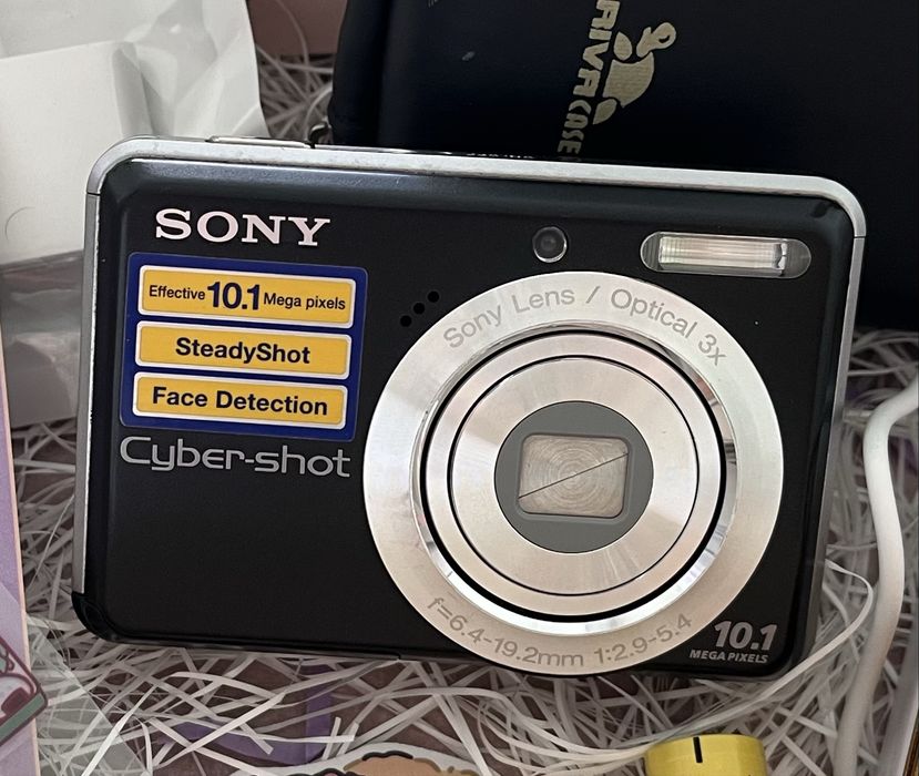 Sony 10.1 cyber shot megapixel