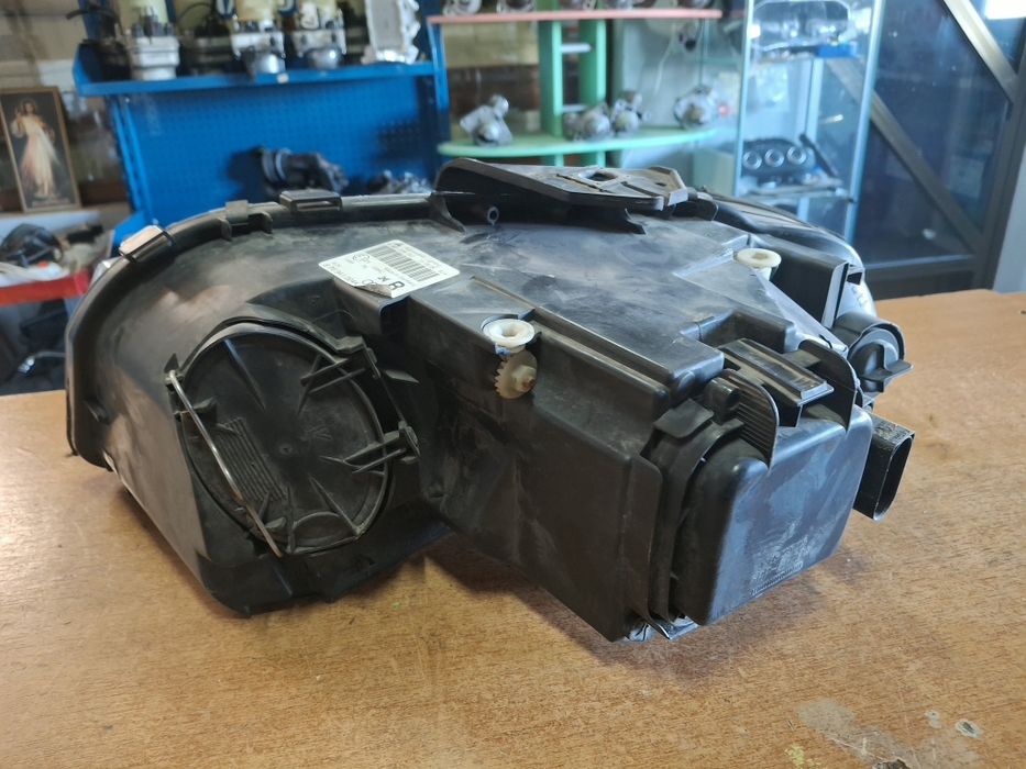 Far dreapta Audio A3 8p (discret)