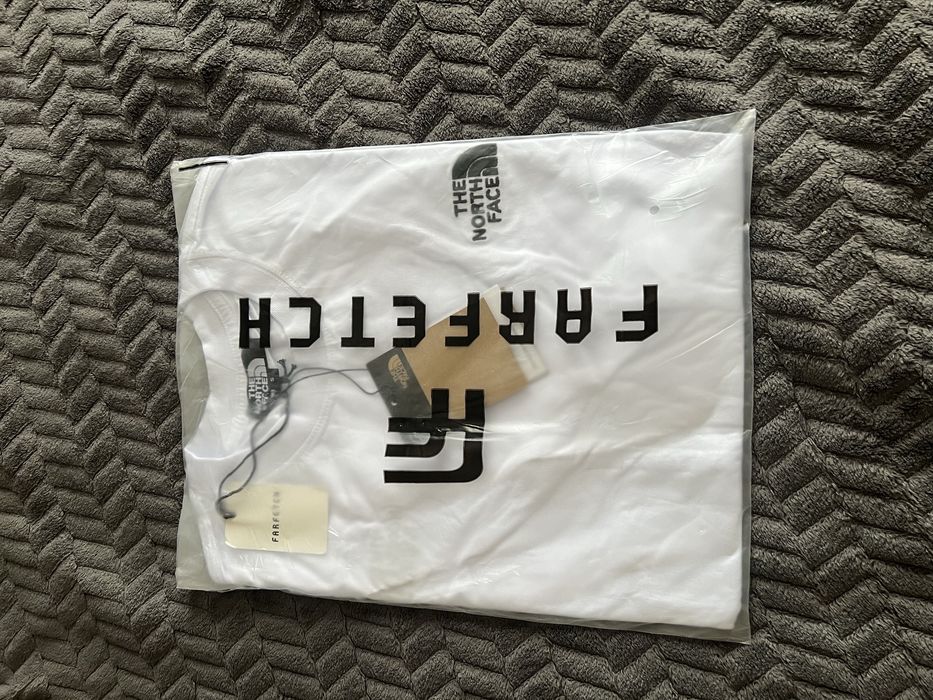 Tricouri The North Face Bărbați