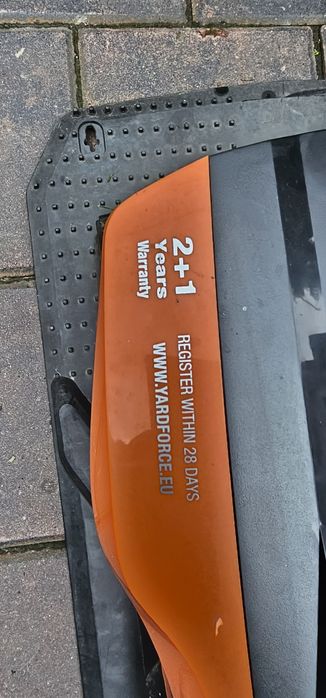 Robot iarba yardforce compact 400 ris