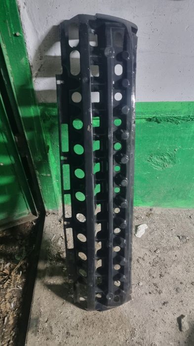 Бампер приора с усилителем